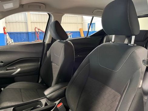 Used 2023 Nissan Kicks SV image 23