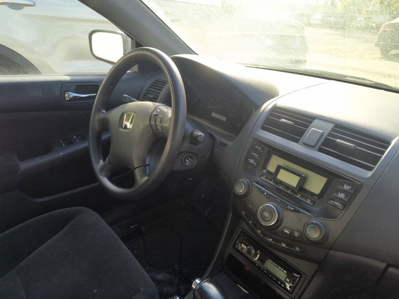 Used 2003 Honda Accord LX image 32