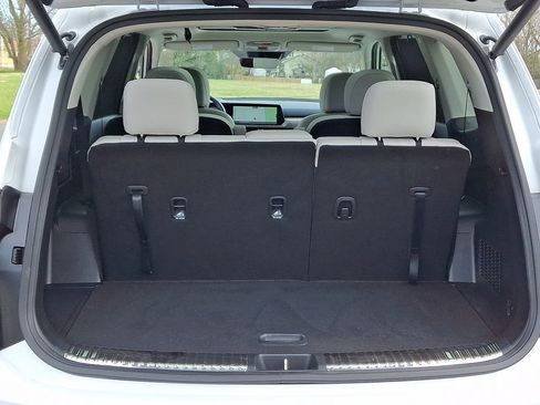 Used 2025 Kia Telluride SX w/ SX Captain's Chair Package image 31