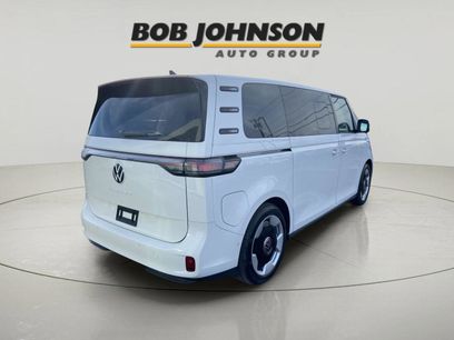 New 2025 Volkswagen ID. Buzz Pro S