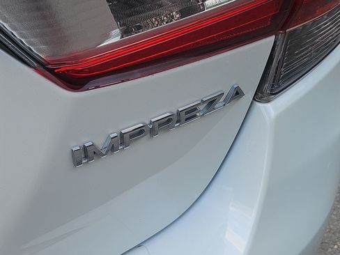 Used 2020 Subaru Impreza 2.0i Premium AWD/4WD image 5