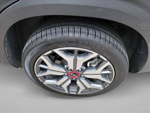 Used 2022 Kia Seltos SX w/ Sunroof Package AWD/4WD image 12