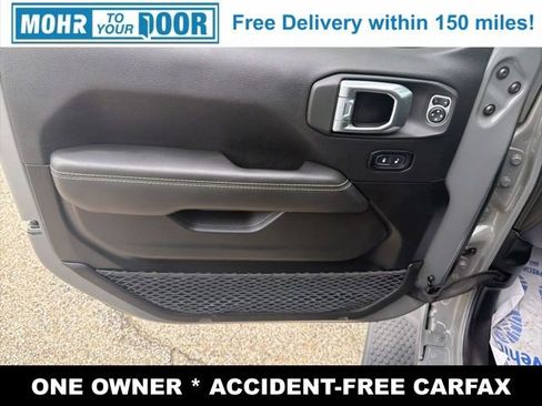 Used 2022 Jeep Wrangler Unlimited Sahara AWD/4WD image 10