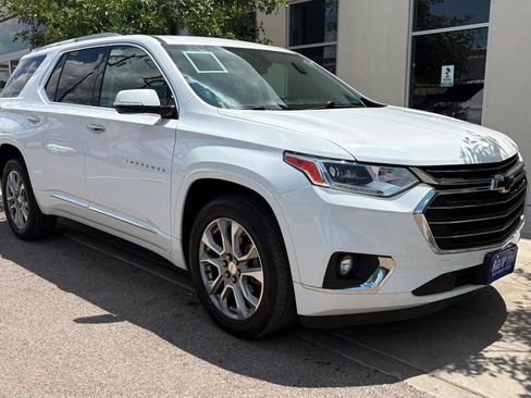Used 2018 Chevrolet Traverse Premier w/ LPO, Floor Liner Package FWD image 2