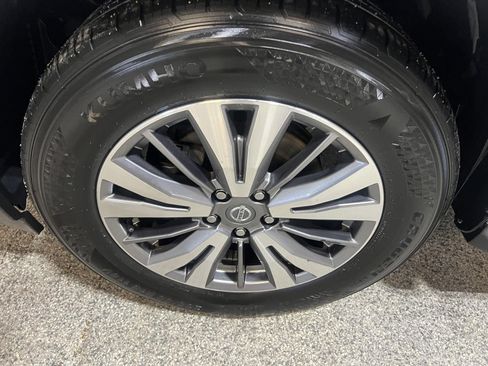 Used 2019 Nissan Pathfinder SL AWD/4WD image 25