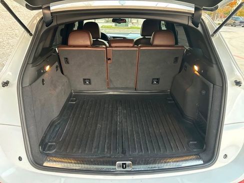 Used 2017 Audi Q5 2.0T Premium Plus w/ Technology Package image 16