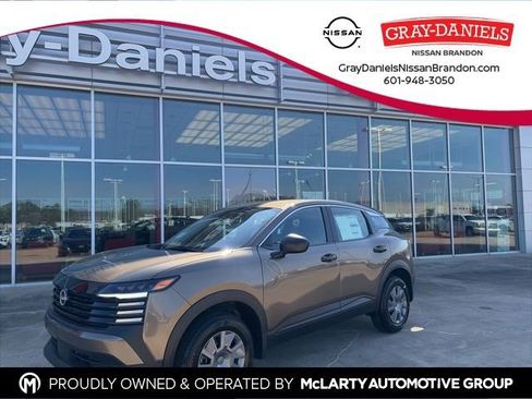 New 2026 Nissan Kicks S image 1