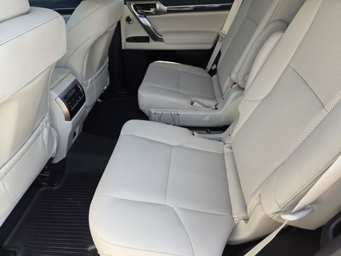 Used 2023 Lexus GX 460 Premium AWD/4WD image 37