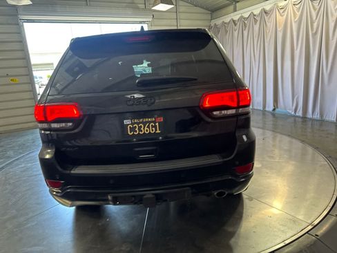 Used 2020 Jeep Grand Cherokee Altitude AWD/4WD image 6