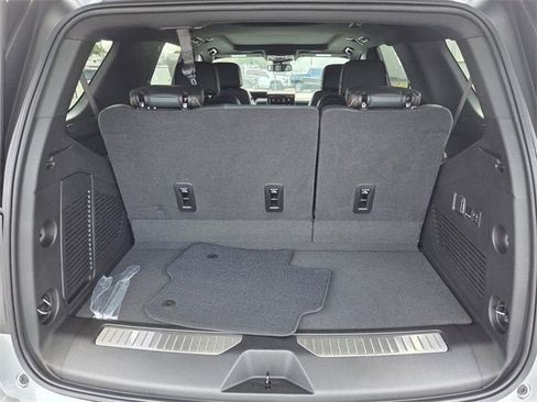 New 2026 GMC Yukon AT4 image 14