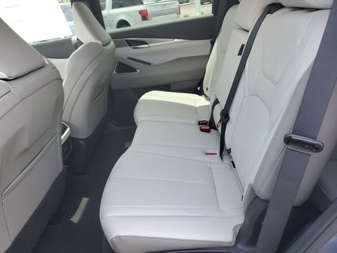 New 2027 INFINITI QX60 Luxe w/ Cargo Package AWD/4WD image 17