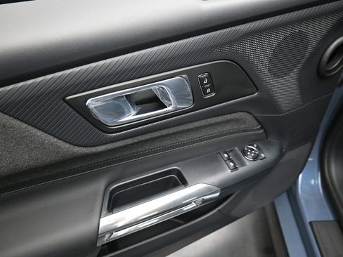 New 2025 Ford Mustang Coupe image 10