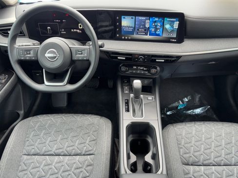 New 2026 Nissan Kicks SV image 14