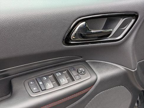 Certified 2025 Dodge Durango GT w/ Blacktop Package AWD/4WD image 13