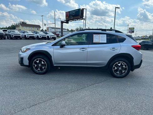 Used 2018 Subaru Crosstrek 2.0i Premium AWD/4WD image 2