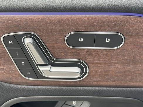 Certified 2022 Mercedes-Benz GLB 35 AMG 4MATIC image 26