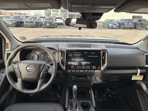 New 2026 Nissan Frontier SV w/ SV Convenience Package image 16
