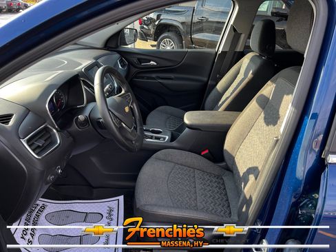 Used 2023 Chevrolet Equinox LT AWD/4WD image 13