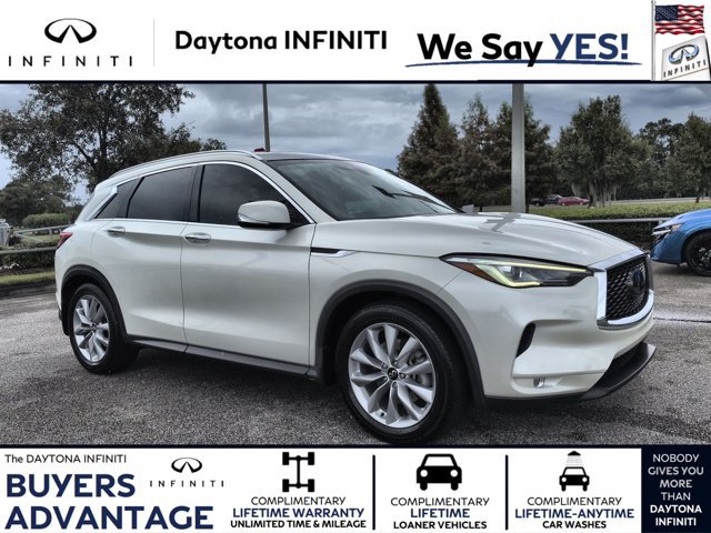 Used 2020 INFINITI QX50 Luxe w/ Navigation Package FWD image 1