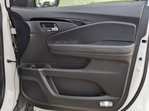 Used 2022 Honda Ridgeline Black Edition image 28