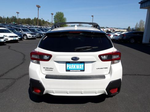 Used 2021 Subaru Crosstrek 2.0i Premium w/ Moonroof Package image 4