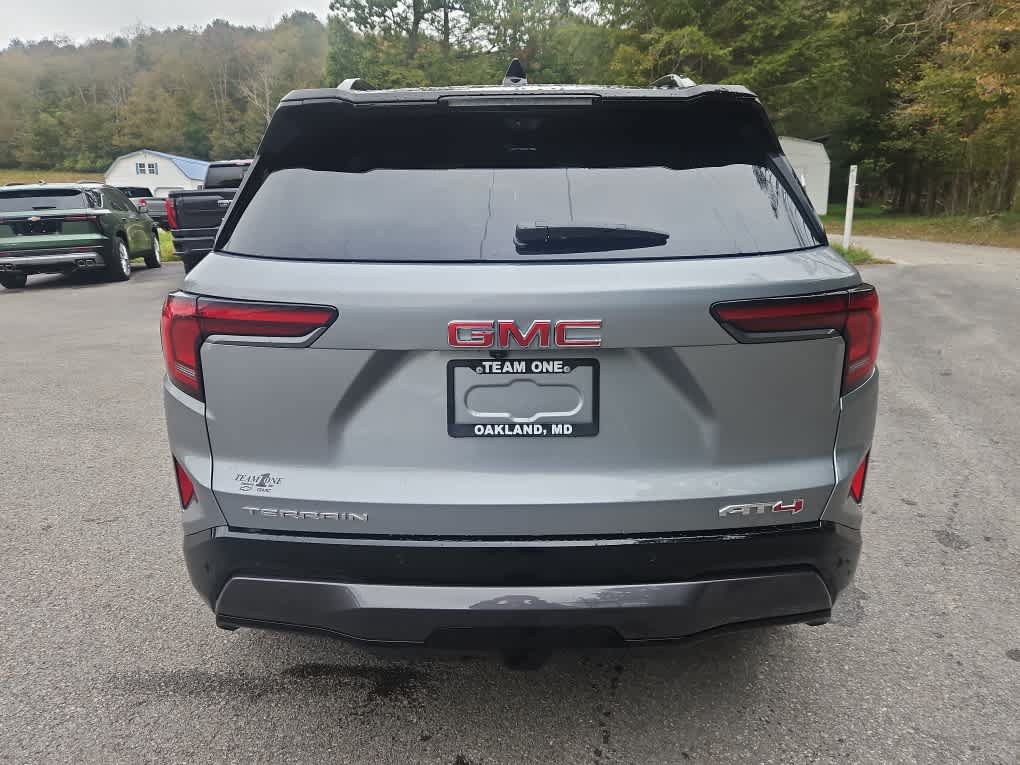 New 2027 GMC Terrain AT4 w/ Convenience Package III AWD/4WD image 4