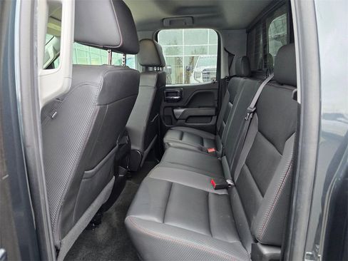 Used 2018 GMC Sierra 1500 SLT image 17