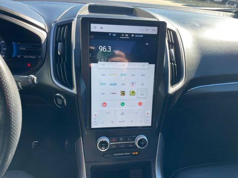 Used 2022 Ford Edge ST-Line image 18