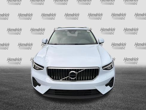 Certified 2024 Volvo XC40 B5 Core w/ Protection Package Premier AWD/4WD image 3