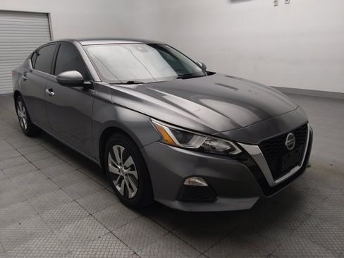 Used 2021 Nissan Altima 2.5 S FWD image 13