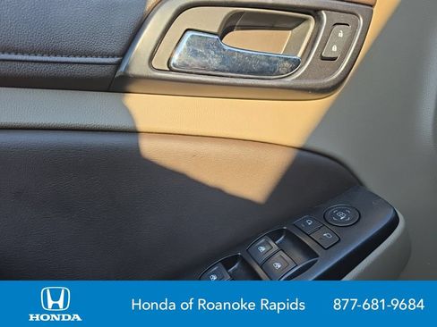 Used 2017 Chevrolet Tahoe LT RWD image 10
