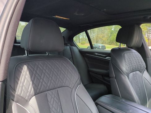 Certified 2023 BMW 540i w/ M Sport Package image 32