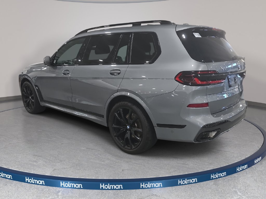 Used 2024 BMW X7 xDrive40i w/ M Sport Package AWD/4WD image 7
