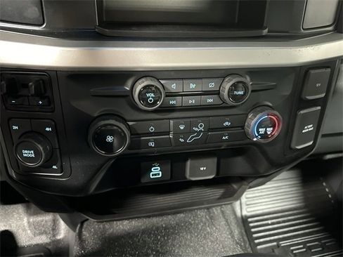 New 2023 Ford F550 4x4 Regular Cab Super Duty image 37
