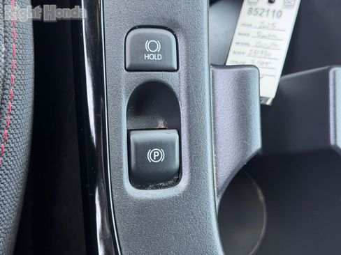 Used 2025 Toyota Corolla SE FWD image 30