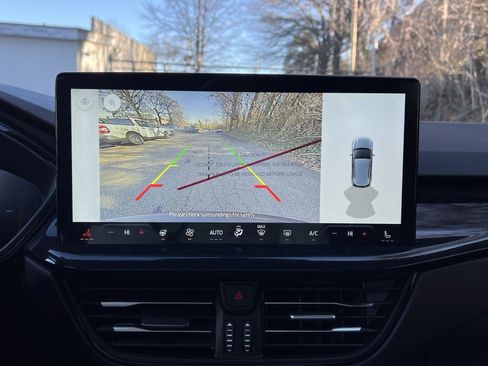 New 2025 Ford Escape ST-Line w/ Tech Pack #1 image 19