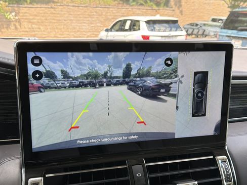 Used 2023 Lincoln Navigator L Black Label AWD/4WD image 35