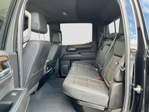 Used 2024 Chevrolet Silverado 1500 High Country w/ Midnight Edition image 26