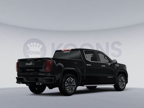 Used 2024 GMC Sierra 1500 Denali Ultimate AWD/4WD image 4