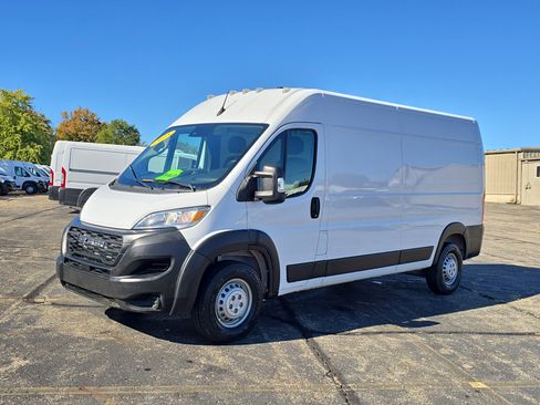 Used 2025 RAM ProMaster 2500 image 2