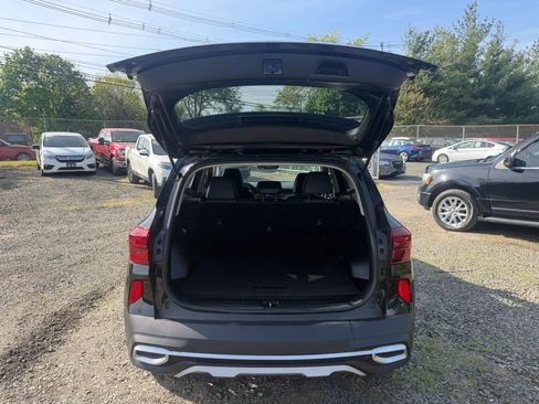 Used 2021 Kia Seltos S FWD image 30