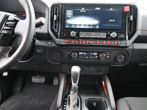 New 2025 Nissan Frontier Pro-X image 12