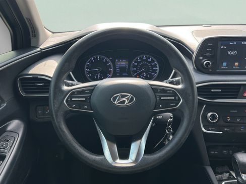 Used 2019 Hyundai Santa Fe SE FWD image 17