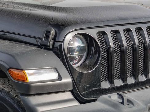 Certified 2022 Jeep Wrangler Unlimited Sport image 5