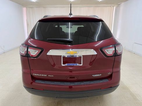 Used 2017 Chevrolet Traverse LT AWD/4WD image 4