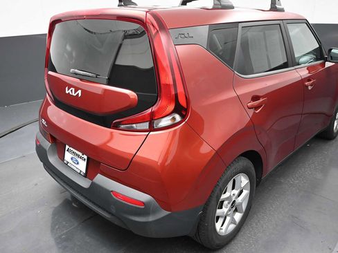 Used 2022 Kia Soul LX w/ Technology Package FWD image 13