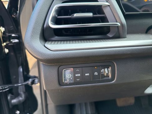 New 2026 Chevrolet Traverse LT AWD/4WD image 10