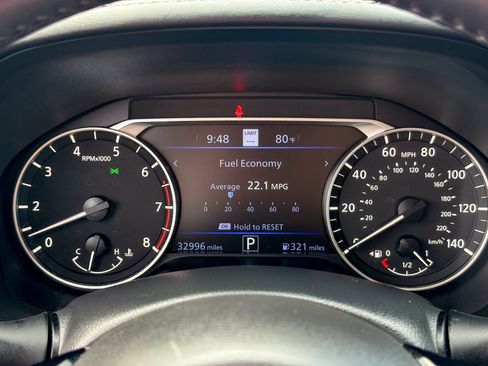 Used 2024 Nissan Altima 2.5 SL FWD image 17