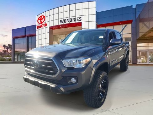 Used 2022 Toyota Tacoma SR5 image 2