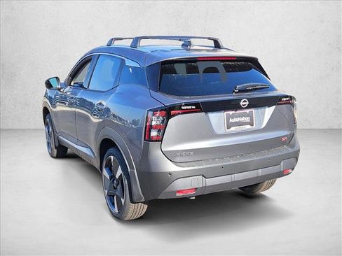 New 2026 Nissan Kicks SR image 9